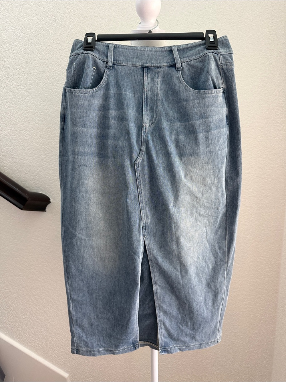 Halara Flex™ High Waisted Pockets Bodycon Washed Denim